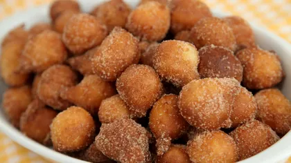 Gogoși de vânt, rețeta de care copiii se vor îndrăgosti. Cum faci fritule, de fapt
