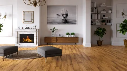 Trucul bunicii care scoate zgârieturile și petele de pe parchet. Așa nu trebuie să îl schimbi și faci economie