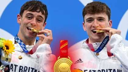 Motivul pentru care sportivii mușcă medaliile din aur pe care le câștigă. Sigur nu știai de unde provine tradiția