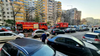 Ultima oră! Incendiu teribil într-un bloc din Capitală. Mai multe echipaje de pompieri au intervenit de urgență. Traficul este îngreunat