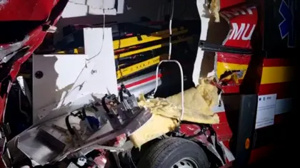 Accident tragic în Maramureș. O autospecială SMURD în misiune, spulberată de un tren. Medicii urmau să ajungă la o pacientă în stop cardio-respirator