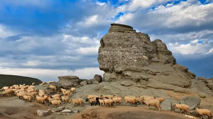„Triunghiul de aur“ al Daciei. Totul despre reţeaua dintre Bucegi şi Egipt, tunelul şi piramida paranormală din Ceahlău