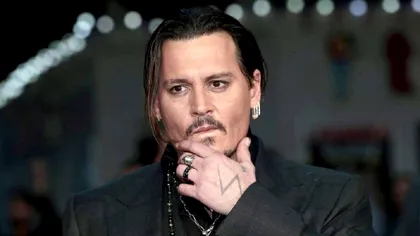 Gestul fabulos făcut de avocata lui Johnny Depp într-un avion. Toți au aplaudat-o în picioare