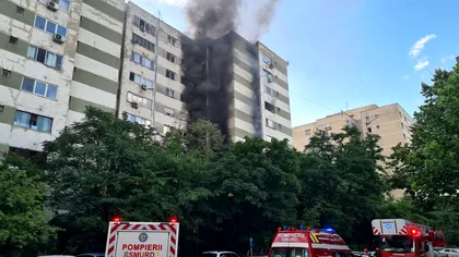 Ultima oră! Incendiu violent într-un apartament din sectorul 6 al Capitalei. Mai multe echipaje de pompieri au intervenit de urgență