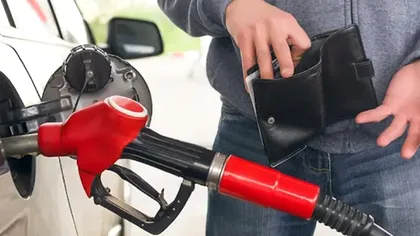 S-a ieftinit benzina la pompă! Cât costă acum un plin