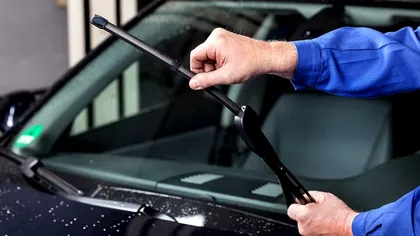 Amestecul ieftin pentru parbrizul mașinii tale. Va fi mereu imaculat cu acest ingredient