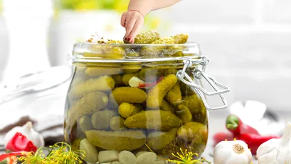 Ce pui în borcan pentru murături crocante. Aşa nu se vor înmuia deloc