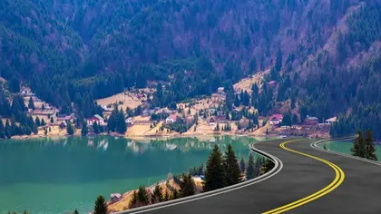 Drumul superb din România care ajunge în locul cu cel mai curat aer. Parcă ești în Austria