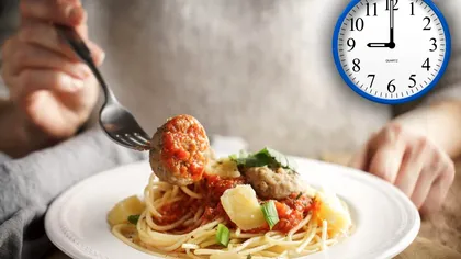 De ce nu trebuie să mănânci seara. Cu cât timp înainte de somn e indicat să iei ultima gustare