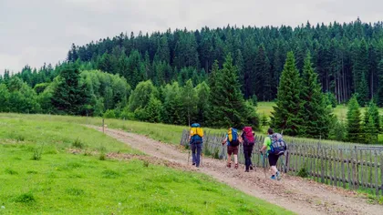 Pe unde trece Via Transilvanica. Traseul străbate 10 judeţe din România şi oferă peisaje şi experienţe de neuitat
