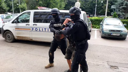 Crimă cumplită, descoperită în această dimineață pe o stradă din Mehedinți. Vinovatul și-a recunoscut fapta cu puțin timp înainte să-și ucidă cea de-a doua victimă