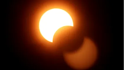 La ce ora se va vedea eclipsa parțială de soare 2022 în România