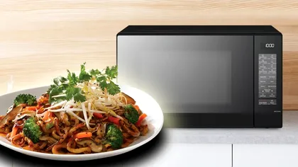 Cum trebuie să pui mâncarea în farfurie dacă vrei să o încălzeşti la cuptorul cu microunde. Detaliul care schimbă tot