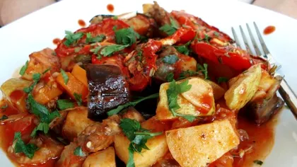 Secretul celui mai bun ghiveci de legume. Detaliul de care trebuie să ţii cont pentru un preparat delicios. Reţetă veche