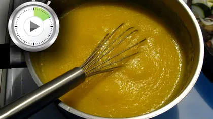 Secretul pentru mămăliga perfectă. Ce să adaugi la fiecare 5 minute când o fierbi