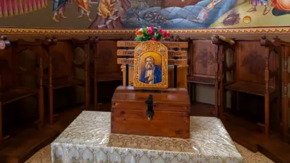 Un preot din Bucureşti, prins că scotea banii, pe ascuns, din cutia milei. Cum fura părintele din donaţii