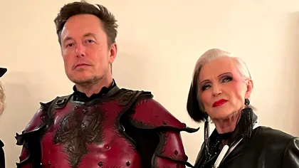 Prima poză postată de Elon Musk de la petrecerea de Halloween. Dovada clară a locului în care miliardarul a petrecut. Cine i-a fost alături