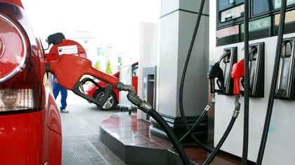 Schimbări mari la pompă. Ce se întâmplă cu prețurile benzinei și motorinei