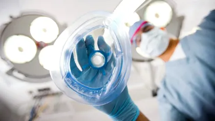 De ce unii oameni se trezesc în timpul anesteziei. Ce au descoperit specialiștii în creierul lor