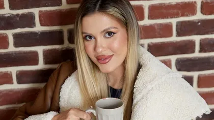 Emily Burghelea a născut un băiețel perfect sănătos! Soțul ei a asistat la naștere. Prima imagine cu cel mic