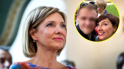 Cine este bărbatul alături de care Carmen Iohannis apare des în fotografii. Tânărului nu îi scapă nimic: „Frumoasa noastră”