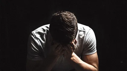 Cum a aflat un bărbat adoptat că soţia lui este, de fapt, sora sa. Nu îi venea să creadă: „E mama copiilor mei”