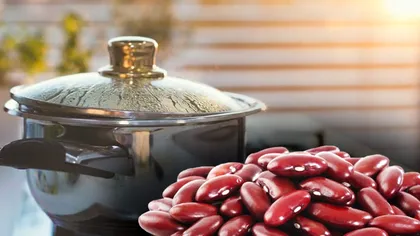Nu mai pune fasolea la înmuiat în apă. Secretul bucătarilor celebri, aşa iese mai gustoasă şi aromată