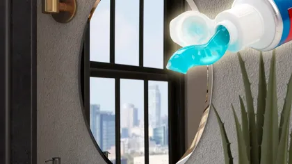 A pus pastă de dinți pe oglinzi și a descoperit un truc fantastic. Rezultatele sunt perfecte