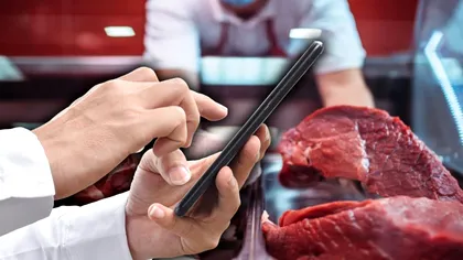 Un vasluian a cumpărat carne de miel de pe internet. Ce a primit acasă întrece orice imaginaţie, a făcut totul public