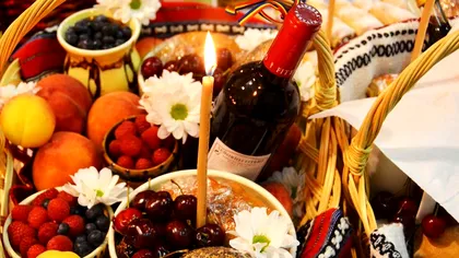 Ce se împarte de Moșii de vară 2023. Alimentele care se dau de pomană în Sâmbăta Morților