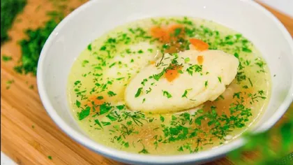 Câte linguri de griş se pun, de fapt, în găluşte. Aşa ies perfecte, detaliul care le poate strica imediat