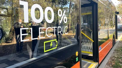 Orașul din România cu autobuze electrice HiTech, dar unde locuitorii tot cu căruța merg. Care este motivul hilar pentru care nu le pot folosi