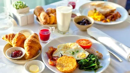 Ce greșeală fac românii atunci când iau micul dejun. Alimentele care nu trebuie consumate la 8 dimineața