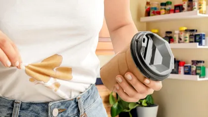 Condimentul banal care elimină orice pată de pe haine. Trucul genial pe care îl vei folosi de azi înainte