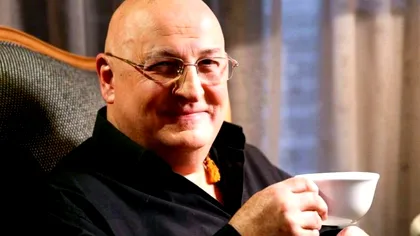 Din ce face Bebe Cotimanis bani în Grecia. Detaliul observat de turiştii români în Thassos: 