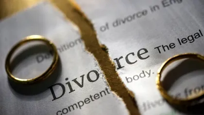 Divorţ răsunător! Au pus capăt căsniciei după 18 ani. În joc sunt trei copii şi zeci de milioane de euro