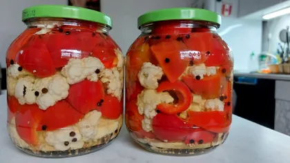 Nu mai fierbe gogoșarii pentru la iarnă. Pont de la Gina Bradea să-i faci fără multă muncă, ies aromați și crocanți