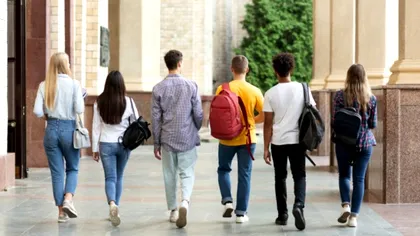 Veste rea pentru studenţi chiar înainte de începerea facultăţii. Beneficiul pe care nu îl vor mai avea din această toamnă