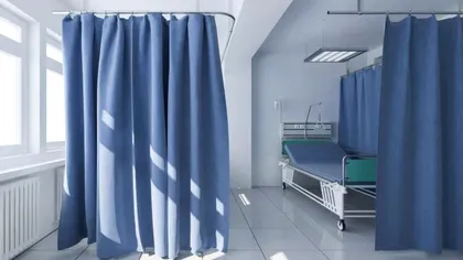 O fată de 16 ani a murit după ce a mers la doctor cu dureri de cap. Medicul i-a spus că sunt din cauza unei răceli