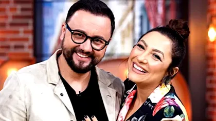 Cum au fost surprinşi Andra şi Cătălin Măruţă în aeroport. Gestul făcut de prezentator pentru soţia sa, au plecat în vacanţă