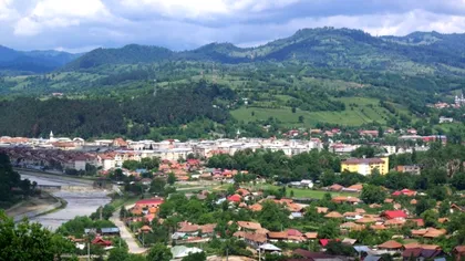 Oraşul foarte mic din România care atrage turişti din întreaga lume. Obiceiul străbun pentru care vin chiar şi japonezi