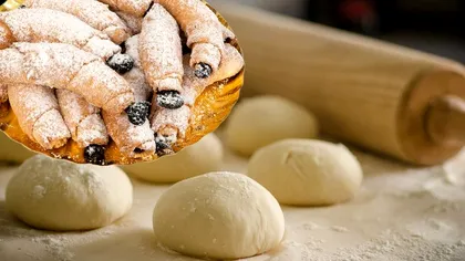 Cornuleţe de post, varianta economică. Ingredientul care le face pufoase cu adevărat, nu zici că nu au unt VIDEO