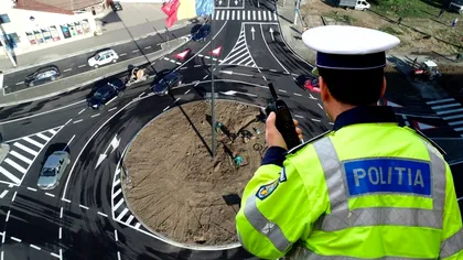 Noua regulă a sensului giratoriu. Cum se circulă corect acum, mulţi şoferii încă nu ştiu