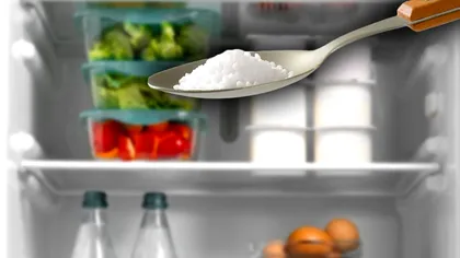 Pune o linguriţă din acest ingredient şi vei scăpa de mirosurile urâte din frigider. Face minuni alături de apă fierbinte