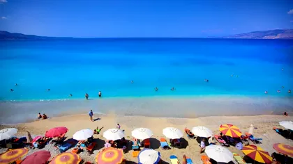 Locul cu cea mai albastră apă din lume se află la nici o oră de România. Puțini români știu de acest paradis cu ape cristaline