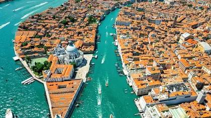 Orașul superb în care vei mai putea intra doar cu rezervare. Se întâmplă din 25 aprilie