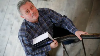 A murit un mare poet român. Anunțul făcut de Mircea Cărtărescu în urmă cu puțin timp: 