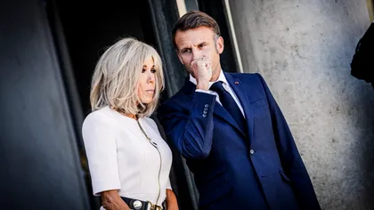 Brigitte Macron le-a dat clasă multor dive. A apărut în costum de baie la 71 de ani, trucul pe care l-a folosit pentru a arăta perfect