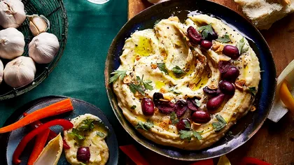 Ce pun grecii în piure pentru un gust absolut senzațional. Cele două ingrediente care fac o diferență uriașă de aromă și textură