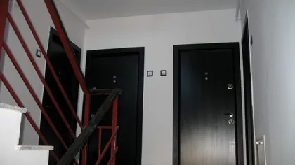 E interzis să ții asta pe scara blocului. Situația în care te poți trezi cu amendă, puțini români cunosc legea